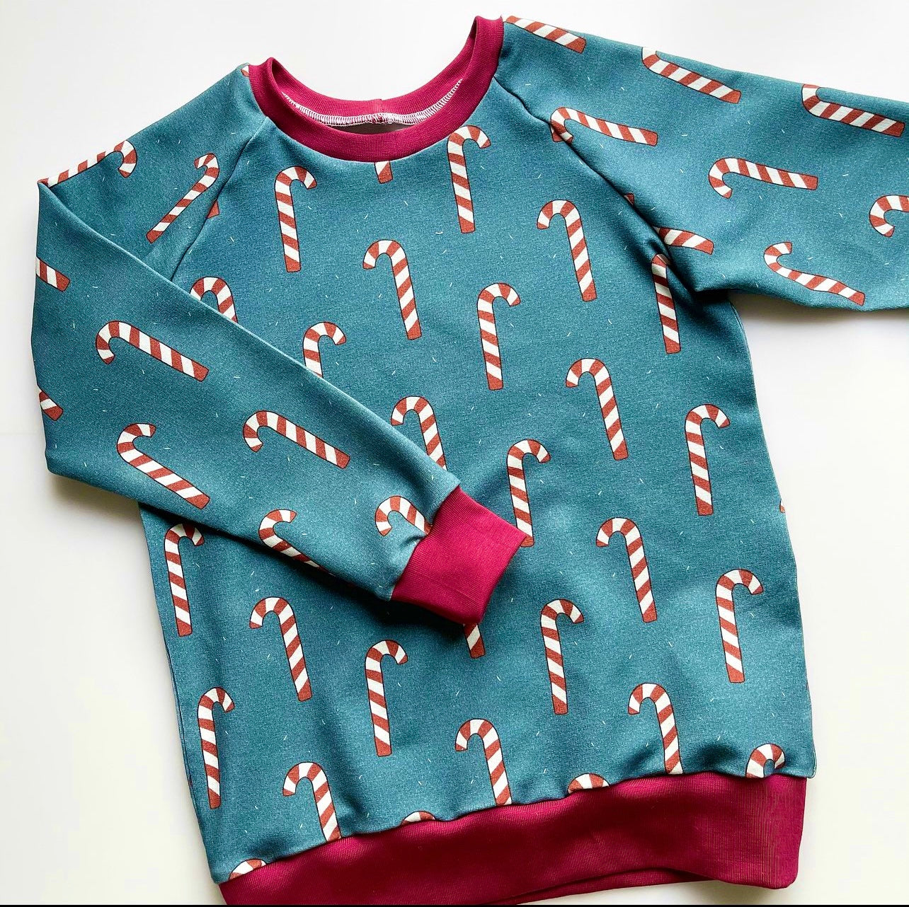 Candy Cane Sweatshirt 5-6 Years