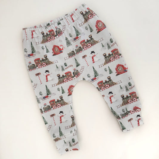 Elf Express Harems 9-12 Months