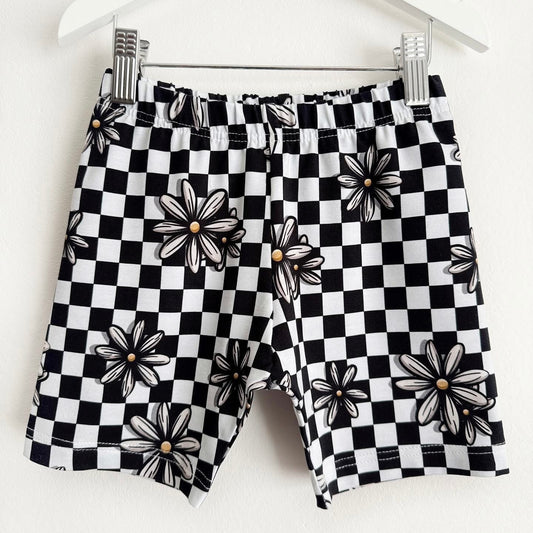 Daisy Standard Shorts 3-4 Years