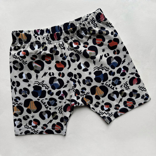 Abstract Leopard Standard Shorts 4-5 Years