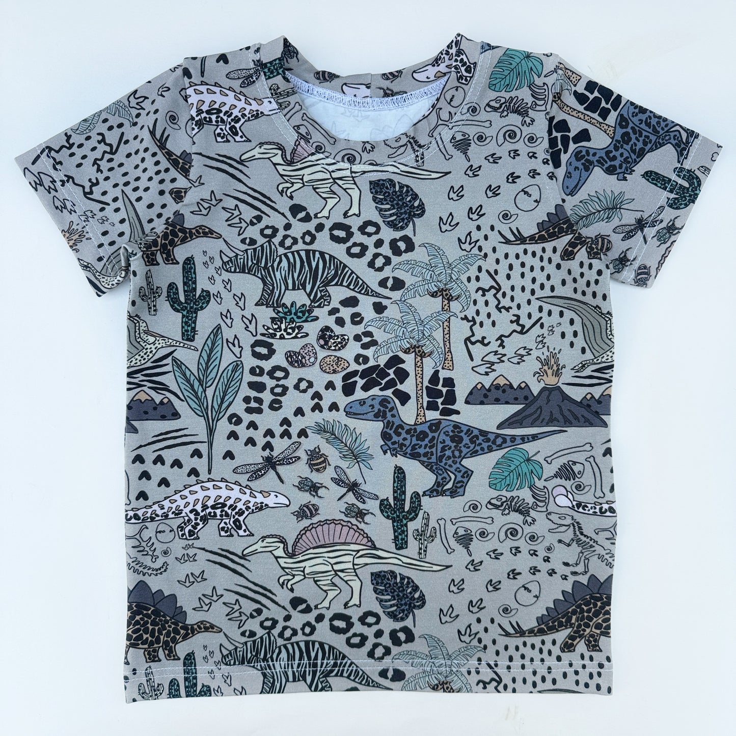 Dino Wild Mix Short Sleeved Crew T-Shirt 3-4 Years