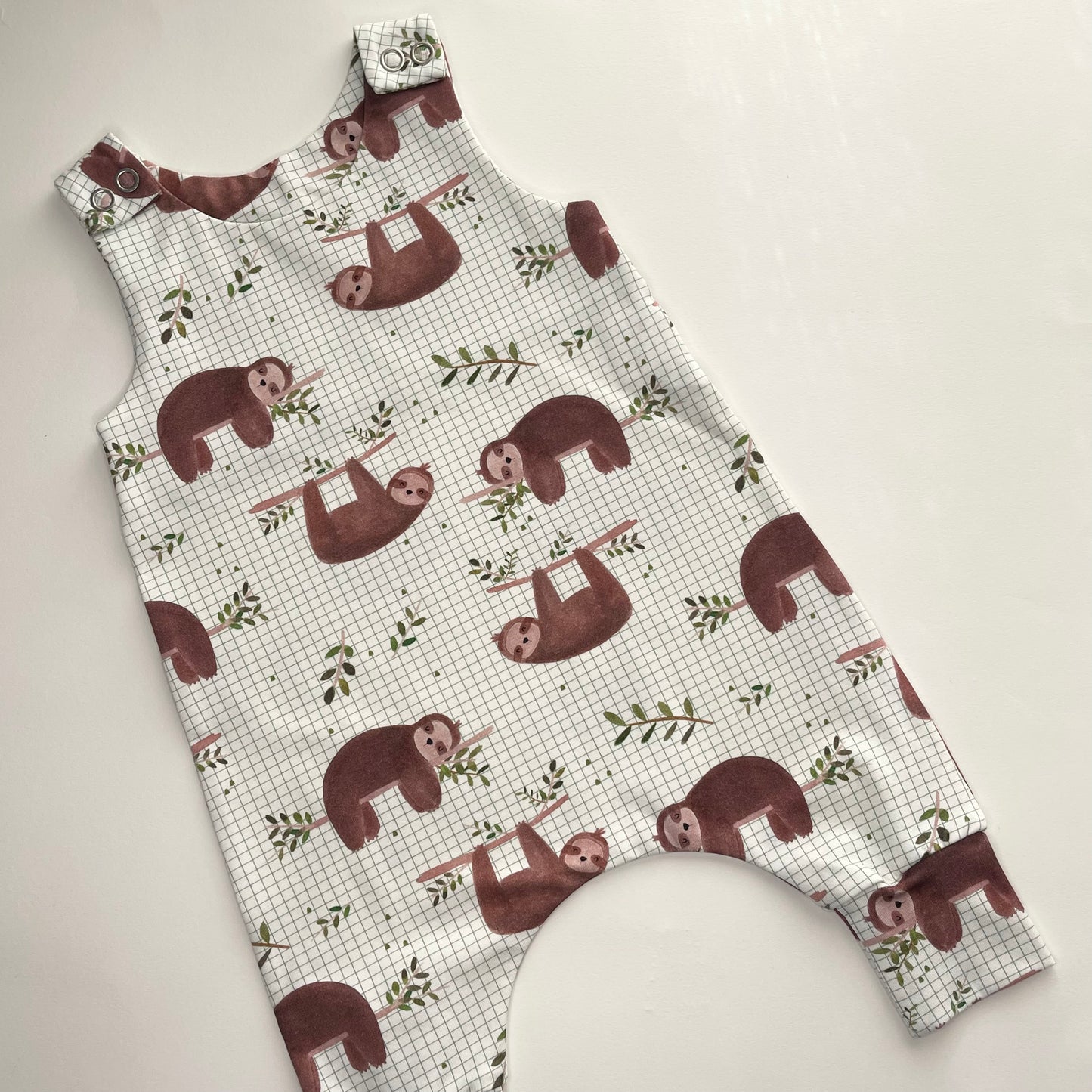 Sloth Harem Romper 0-3 Months